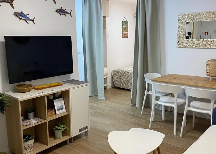 Apartamento Junto A La Playa. Solo Familias Y Parejas